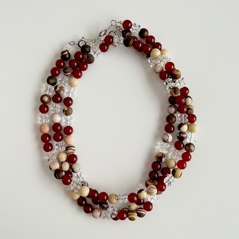 bordeaux necklace
