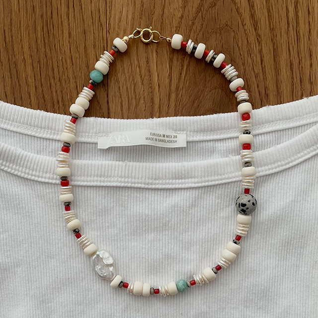 white born pearl necklace